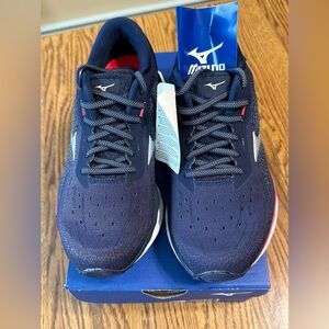 Mizuno Women’s Wave Sky Running Shoes